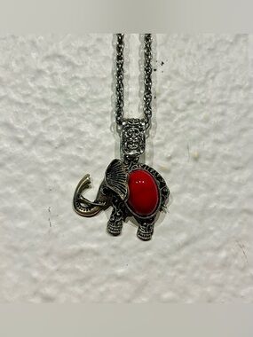 Vintage Silver Elephant Pendant Necklace with Red Stone Accent